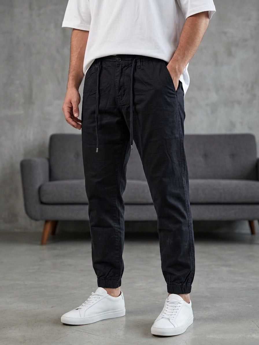 Hümra Siyah Lastikli Paça Jogger Pantolon