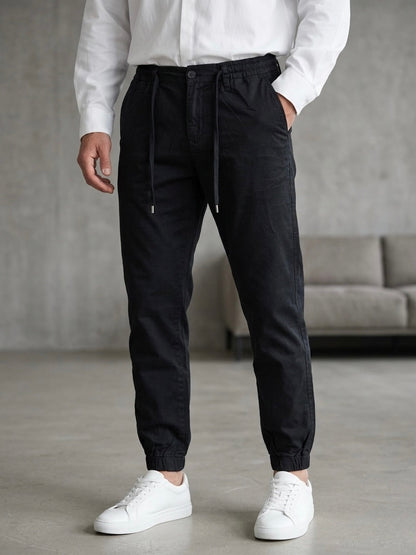 Hümra Siyah Lastikli Paça Jogger Pantolon